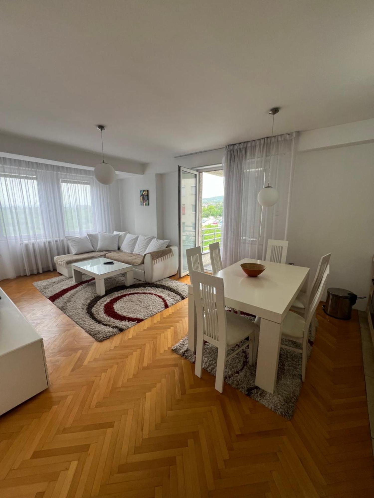 Karas Apartments Скопье Экстерьер фото