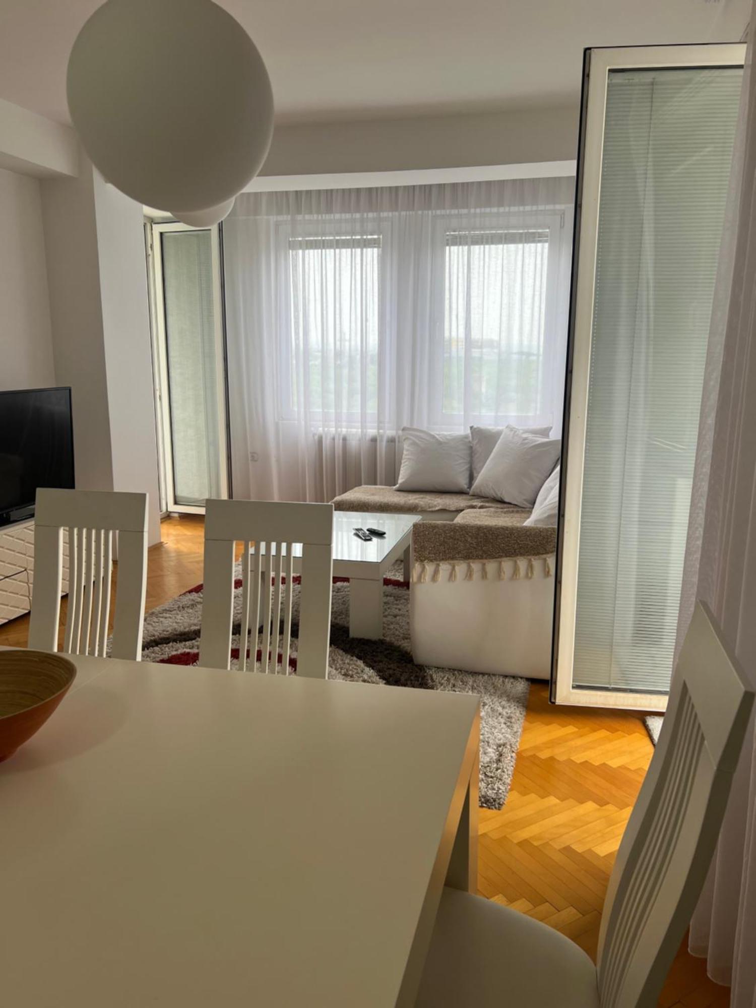 Karas Apartments Скопье Экстерьер фото