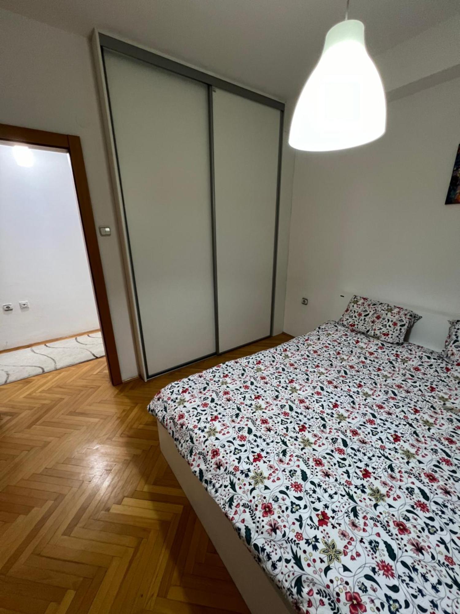 Karas Apartments Скопье Экстерьер фото