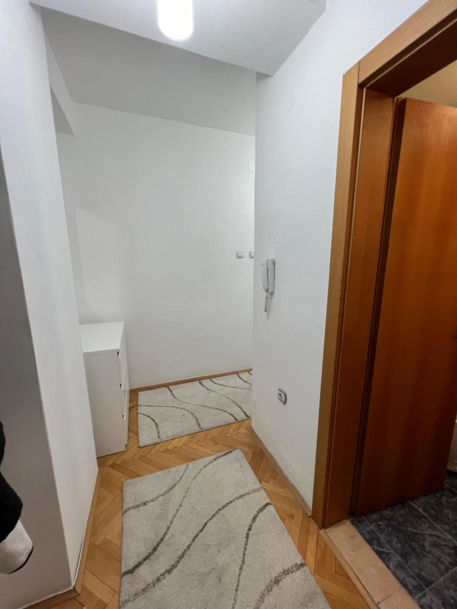 Karas Apartments Скопье Экстерьер фото