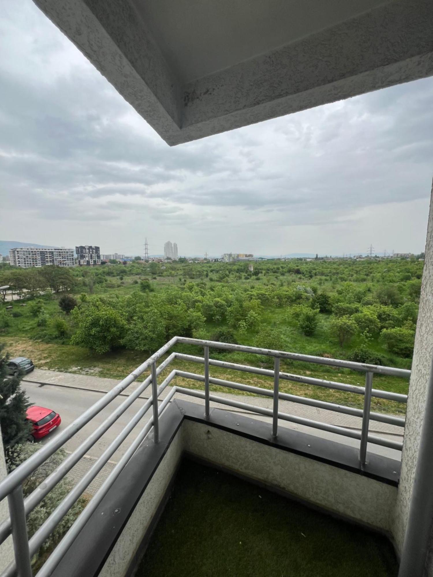 Karas Apartments Скопье Экстерьер фото
