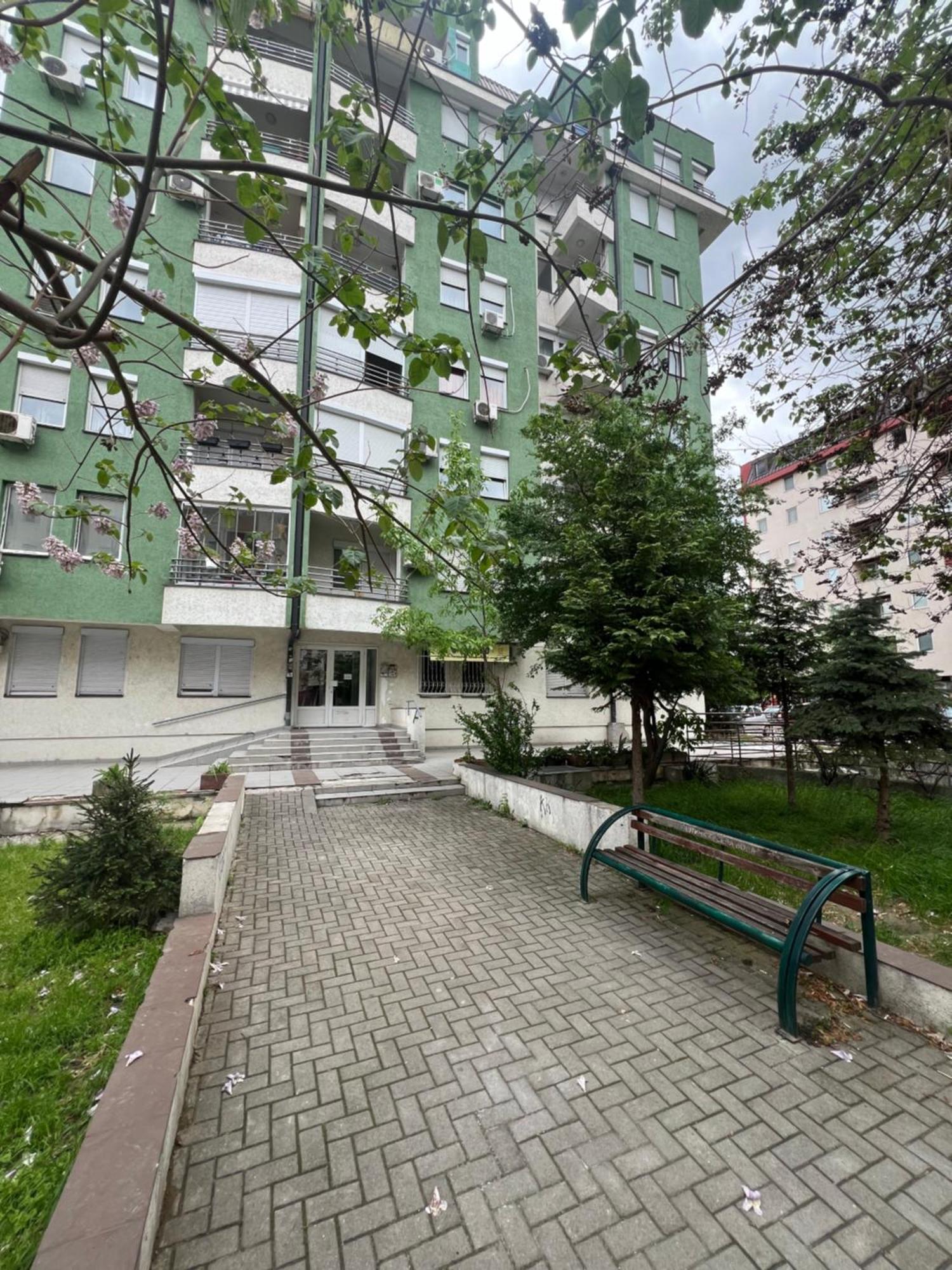 Karas Apartments Скопье Экстерьер фото